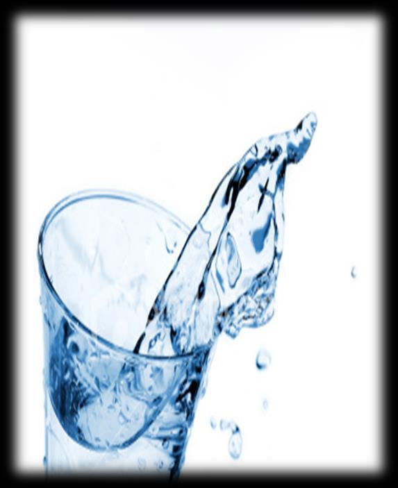 Le funzioni dell acqua L acqua non ha valore energetico, quindi un alimento ricco di acqua ha meno calorie