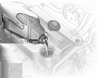 Cura del veicolo 153 Olio motore Controllare manualmente il livello dell'olio motore a intervalli regolari per prevenire danni al motore. Verificare che sia utilizzato l'olio motore corretto.